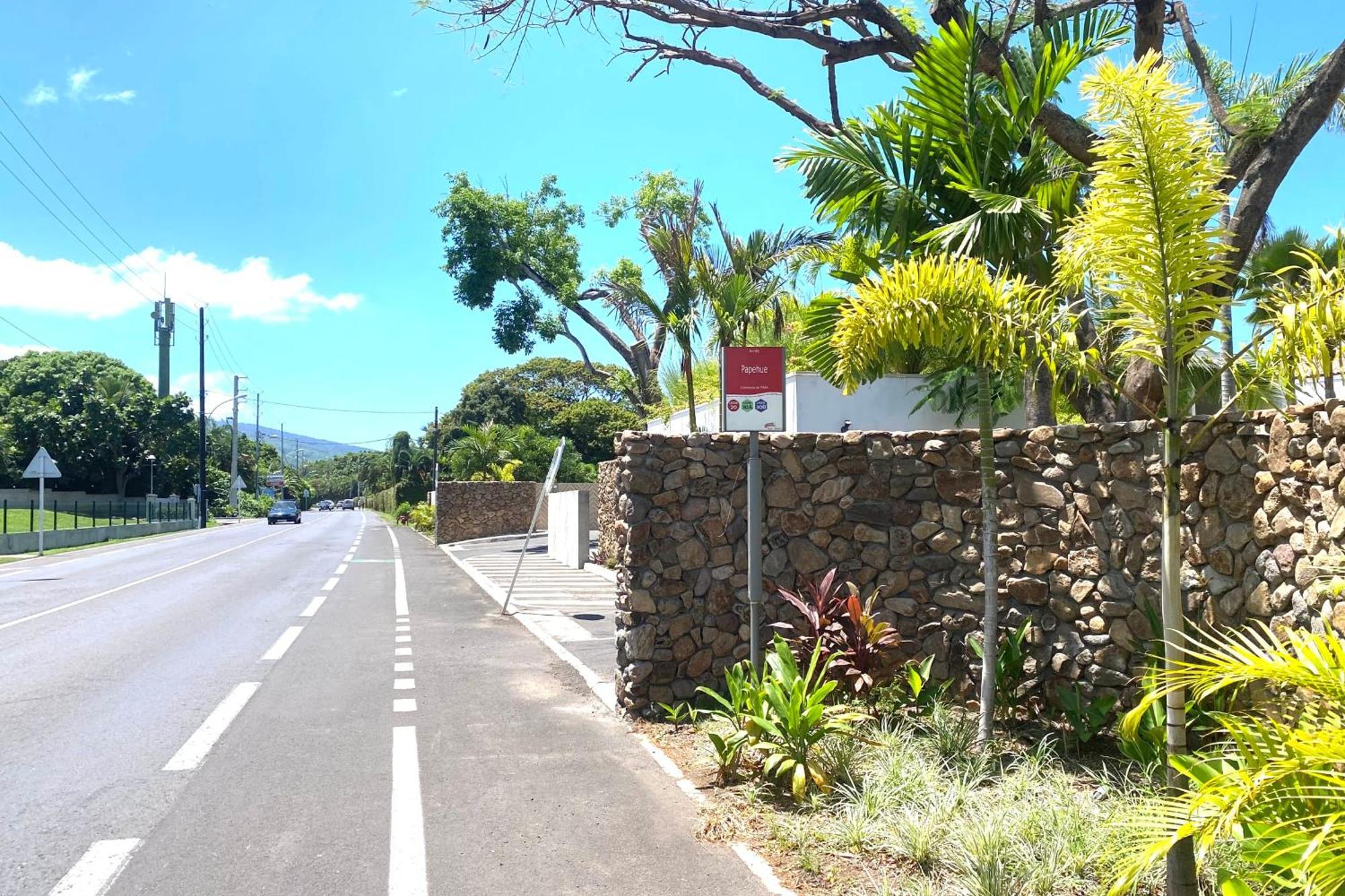 Gaia Lodge Seaside Paea Buitenkant foto